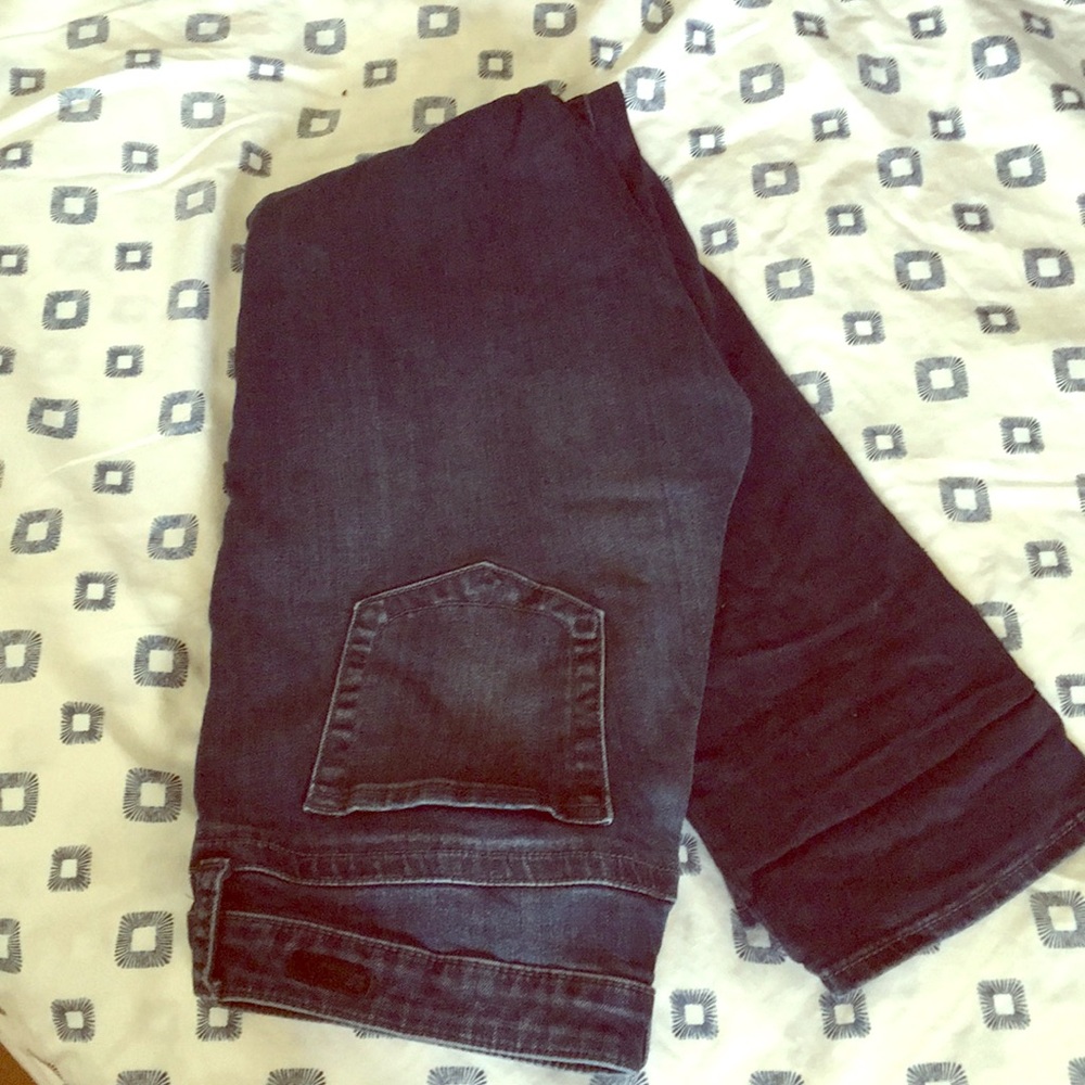 Kut from the Kluth Stevie straight leg jeans